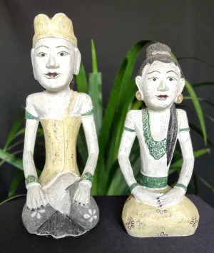 Home Decor Sculptures. Vintage Handcrafted and Painted Wooden Bridal Couple ( LORO BLONYO) , "INSEPARABLE COUPLE "