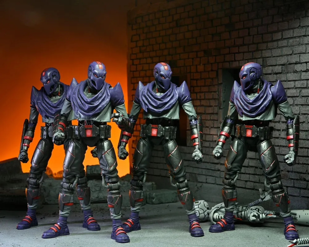 Teenage Mutant Ninja Turtles: The Last Ronin Action Figure Ultimate Foot Bot 18 cm